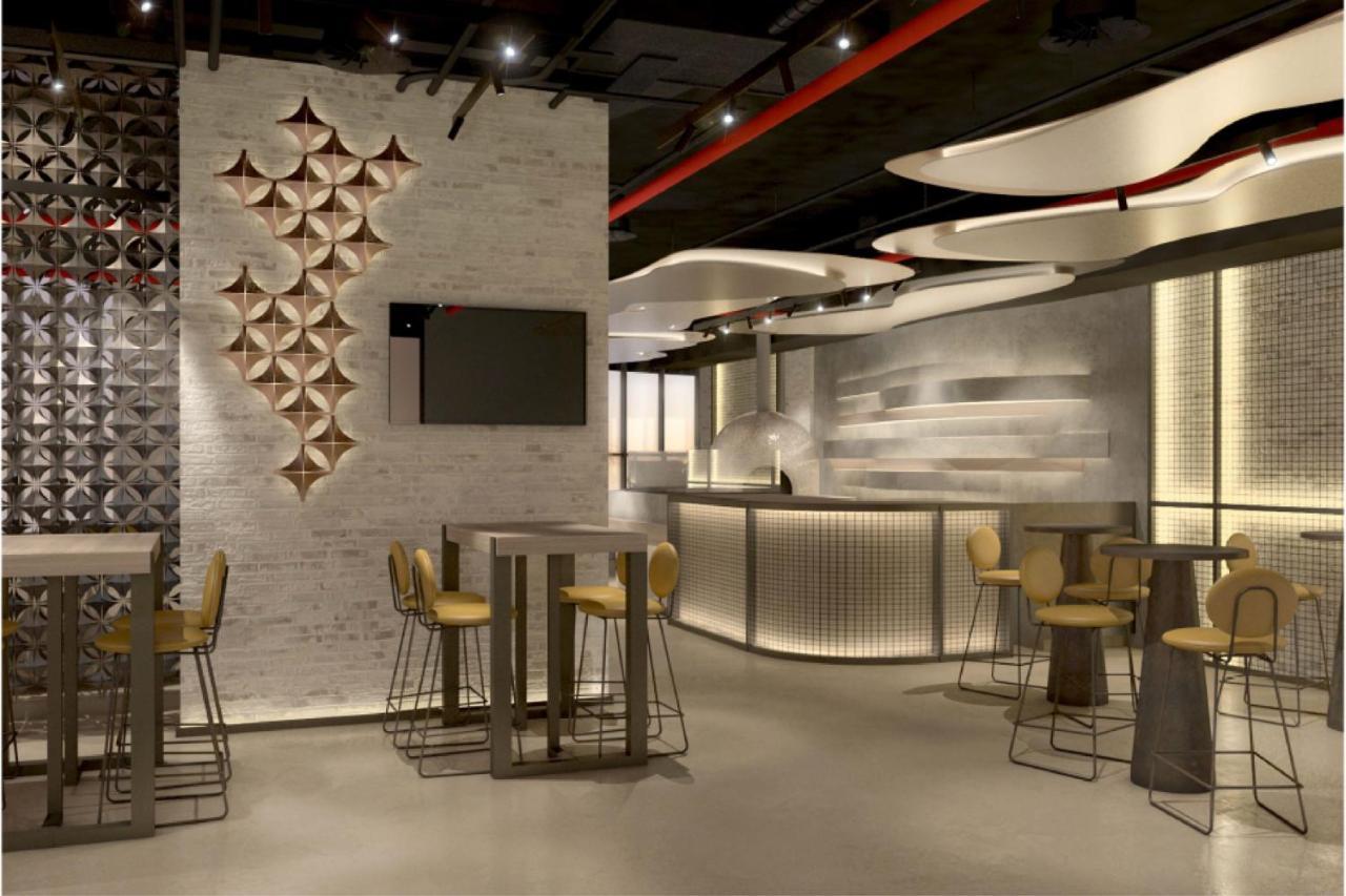 Element By Westin West Bay Doha 호텔 외부 사진 The interior of the lounge