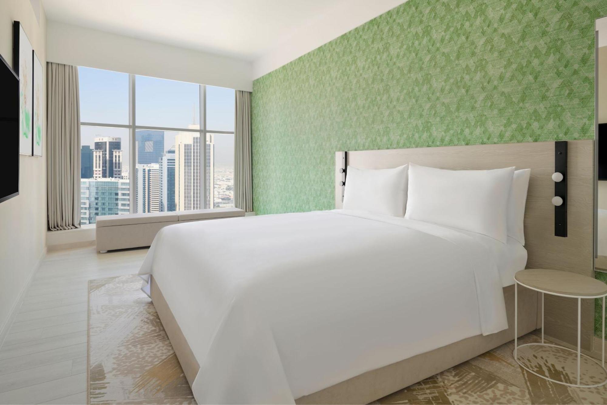 Element By Westin West Bay Doha 호텔 외부 사진 A bedroom at the hotel