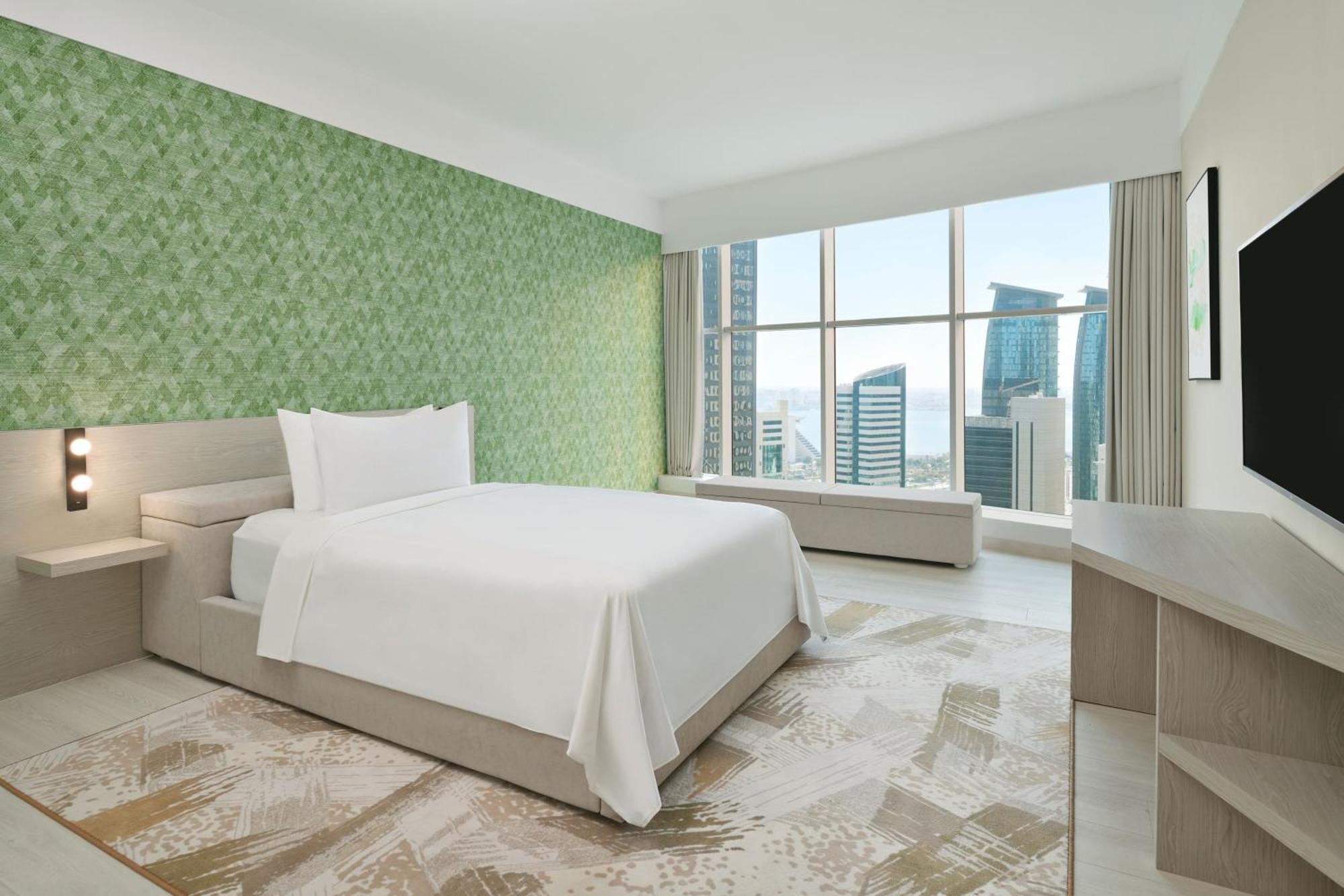 Element By Westin West Bay Doha 호텔 외부 사진 A guest room at the hotel
