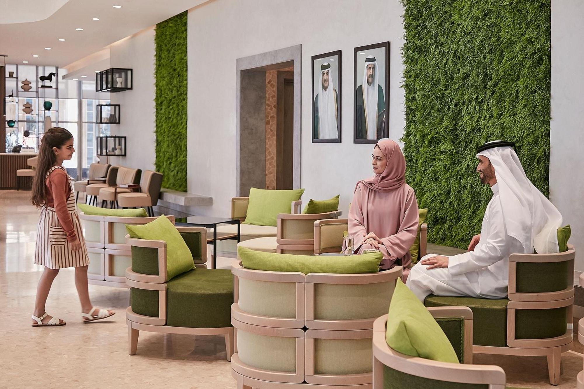 Element By Westin West Bay Doha 호텔 외부 사진 The lounge at the airport